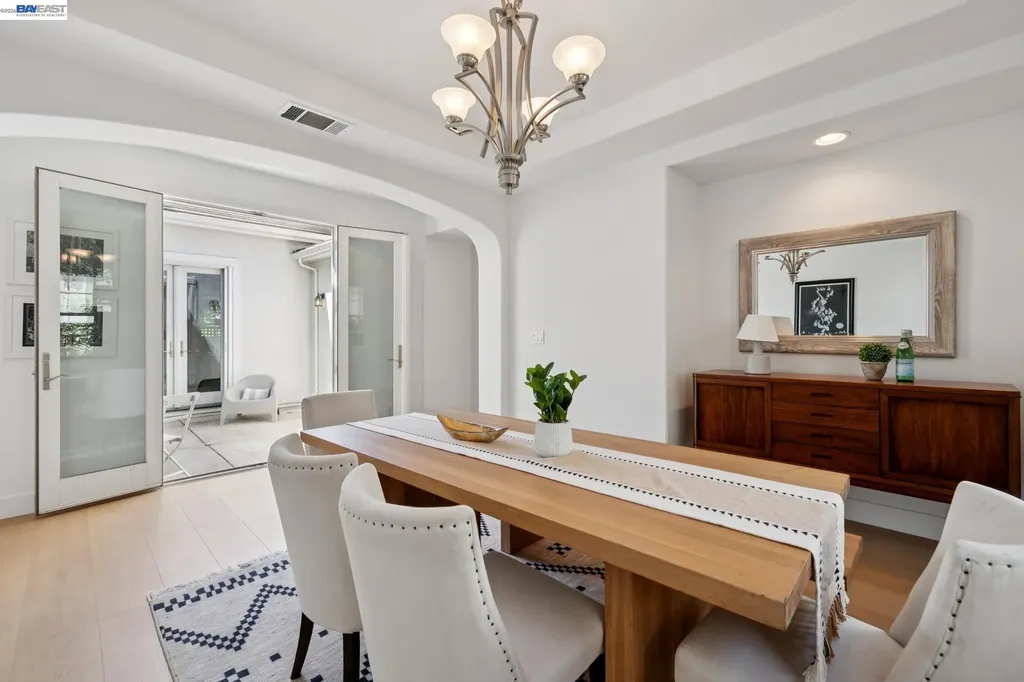 2361 Coral Sea Street Alameda CA 94501