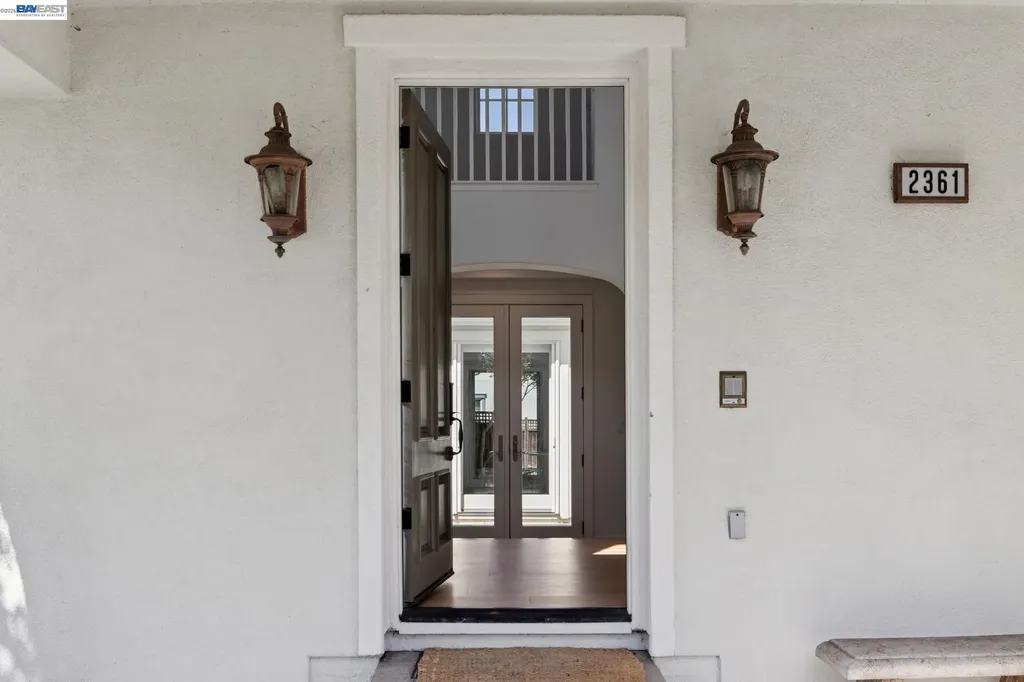 2361 Coral Sea Street Alameda CA 94501