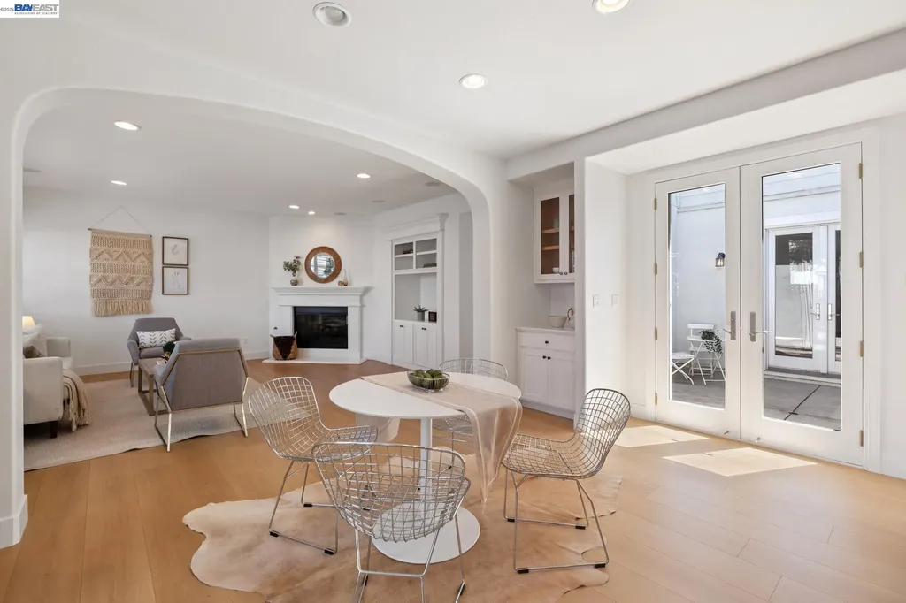 2361 Coral Sea Street Alameda CA 94501