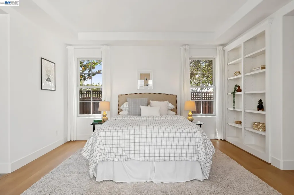 2361 Coral Sea Street Alameda CA 94501