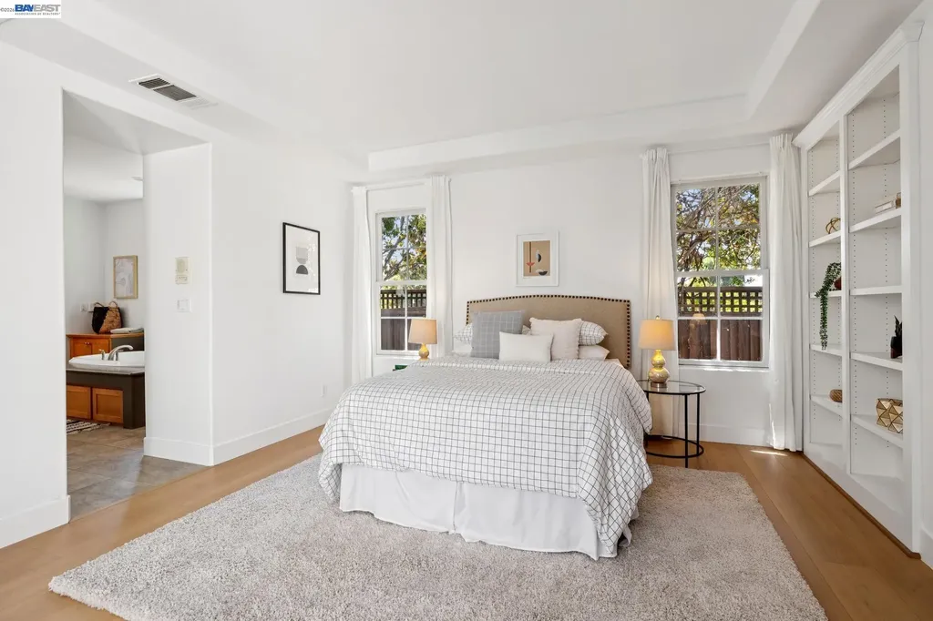 2361 Coral Sea Street Alameda CA 94501