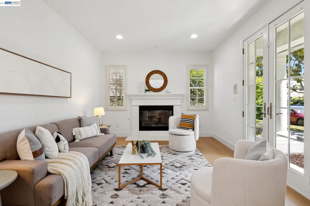2361 Coral Sea Street Alameda CA 94501