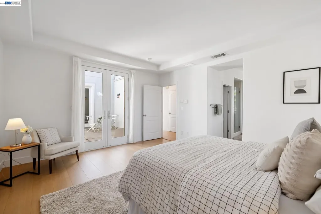2361 Coral Sea Street Alameda CA 94501