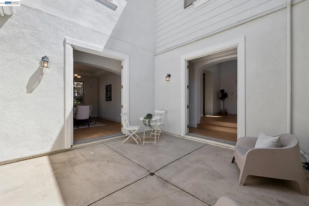 2361 Coral Sea Street Alameda CA 94501