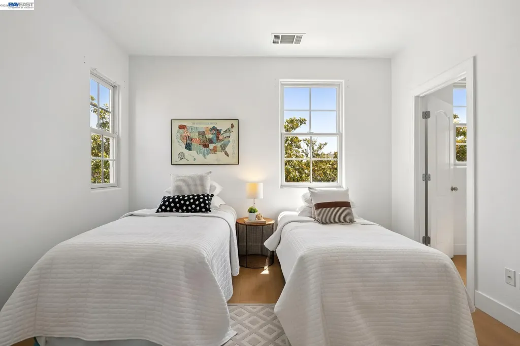 2361 Coral Sea Street Alameda CA 94501