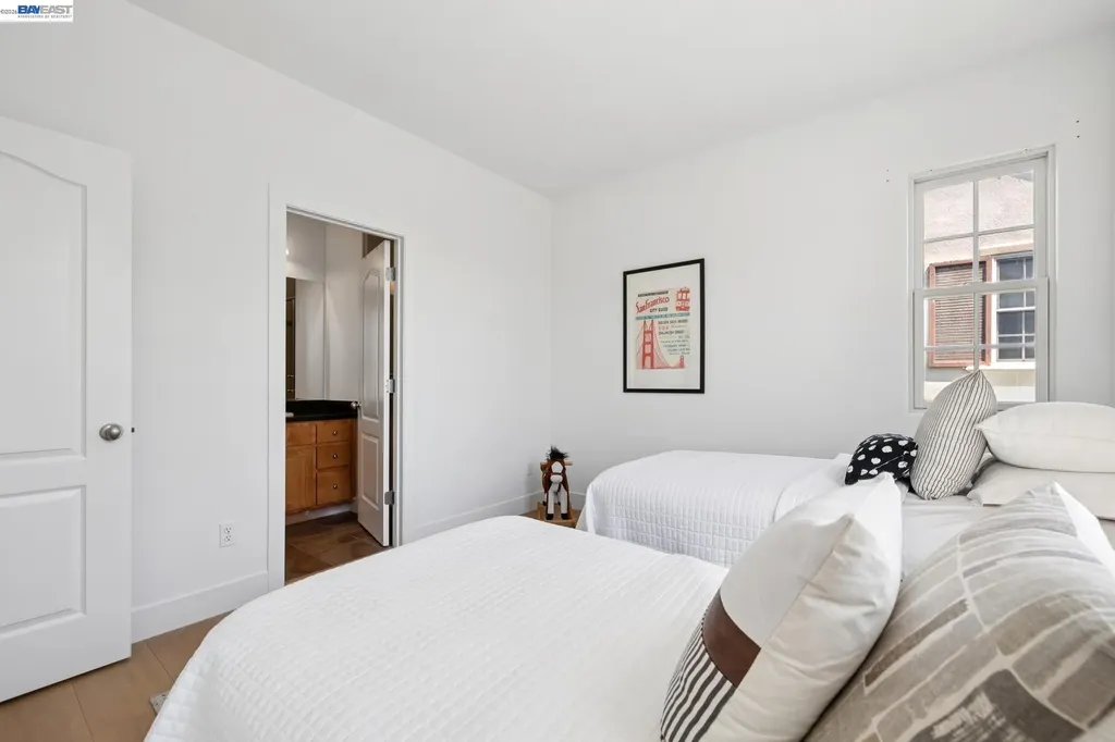 2361 Coral Sea Street Alameda CA 94501