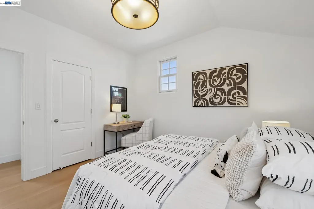 2361 Coral Sea Street Alameda CA 94501