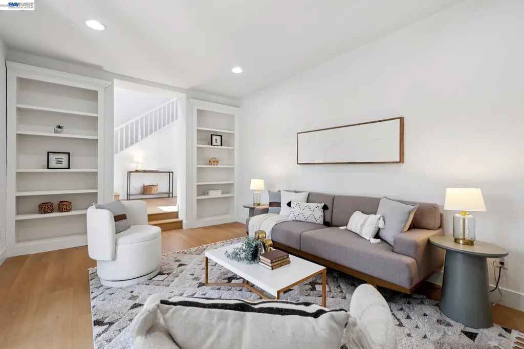 2361 Coral Sea Street Alameda CA 94501