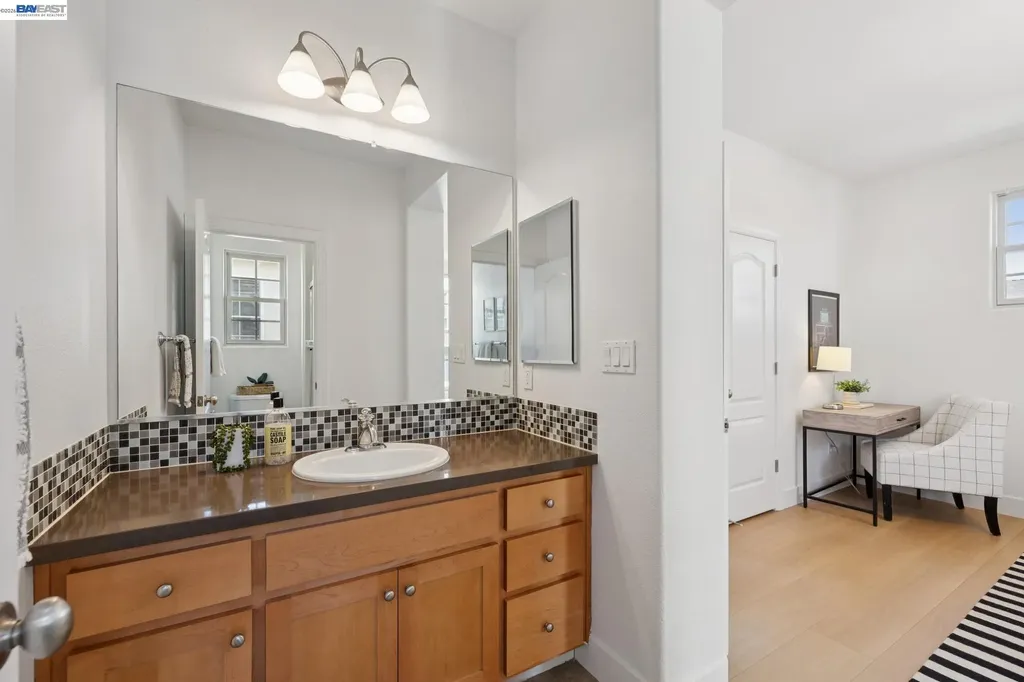 2361 Coral Sea Street Alameda CA 94501