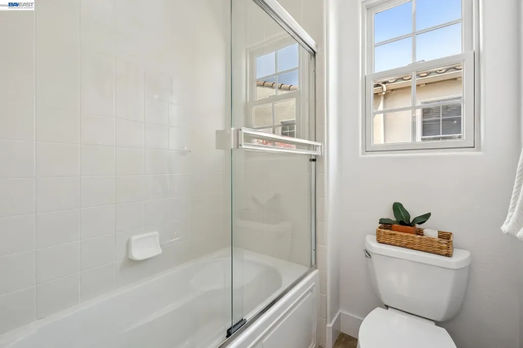 2361 Coral Sea Street Alameda CA 94501