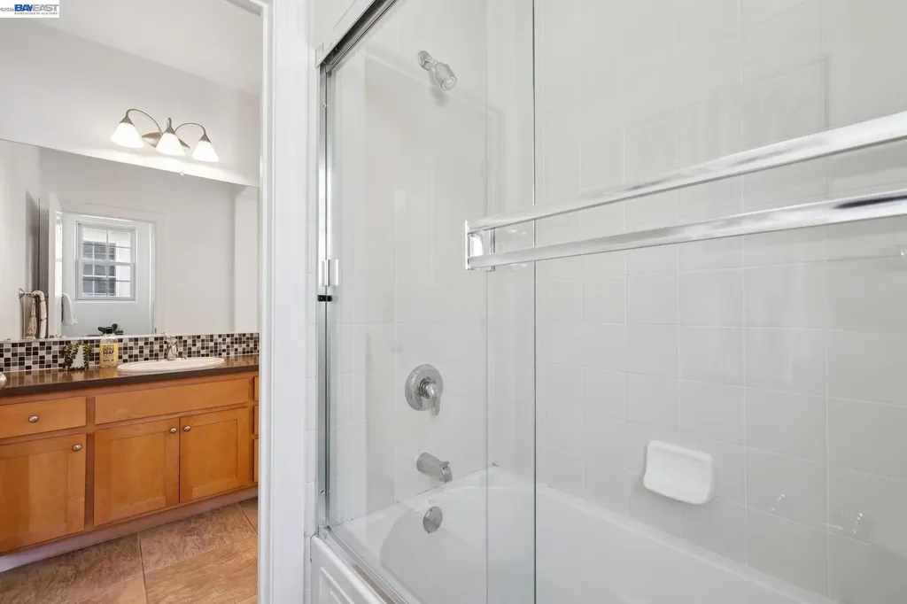 2361 Coral Sea Street Alameda CA 94501