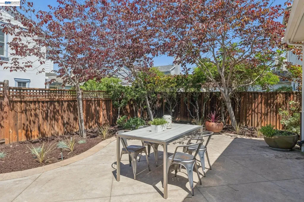 2361 Coral Sea Street Alameda CA 94501