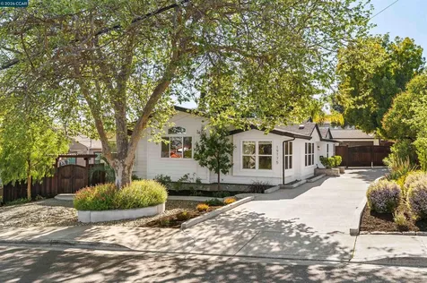 19175 Carlton Avenue Castro Valley CA 94546