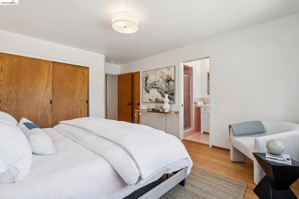 5263 Proctor Avenue Oakland CA 94618
