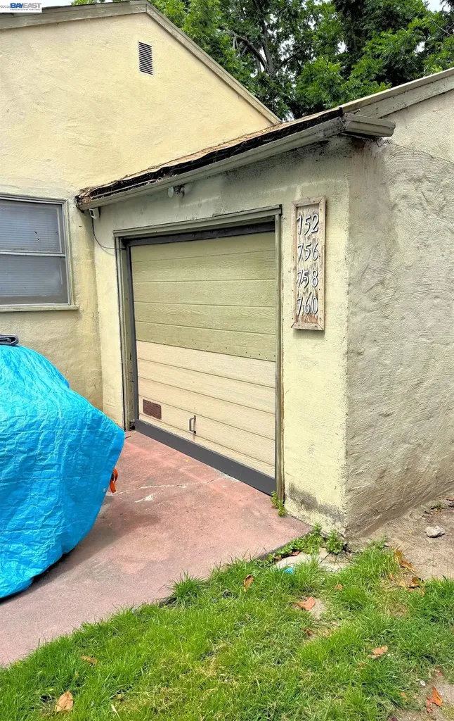 752 Blossom Way Hayward CA 94541