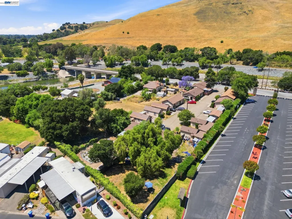 585 Old Canyon Road Fremont CA 94536