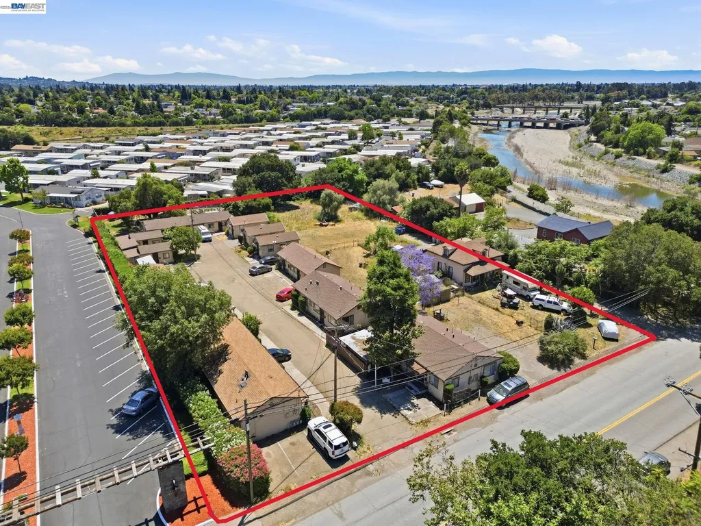 585 Old Canyon Road Fremont CA 94536
