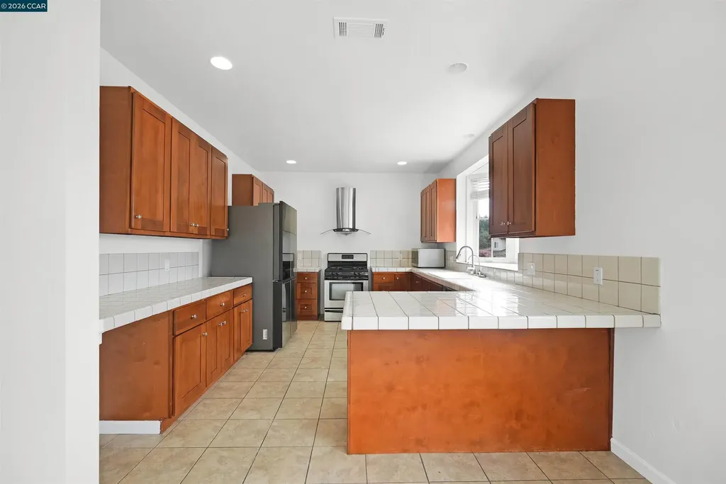 213 Rancho Place El Sobrante CA 94803