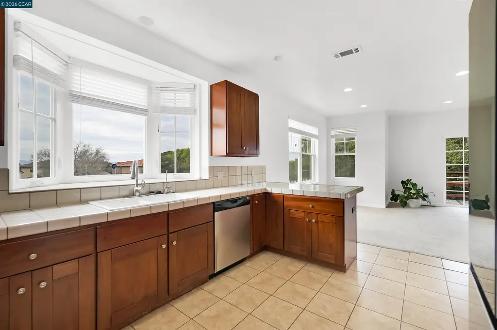 213 Rancho Place El Sobrante CA 94803