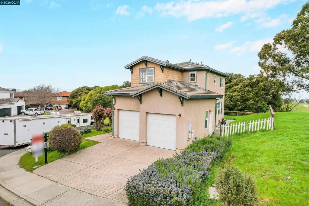 213 Rancho Place El Sobrante CA 94803