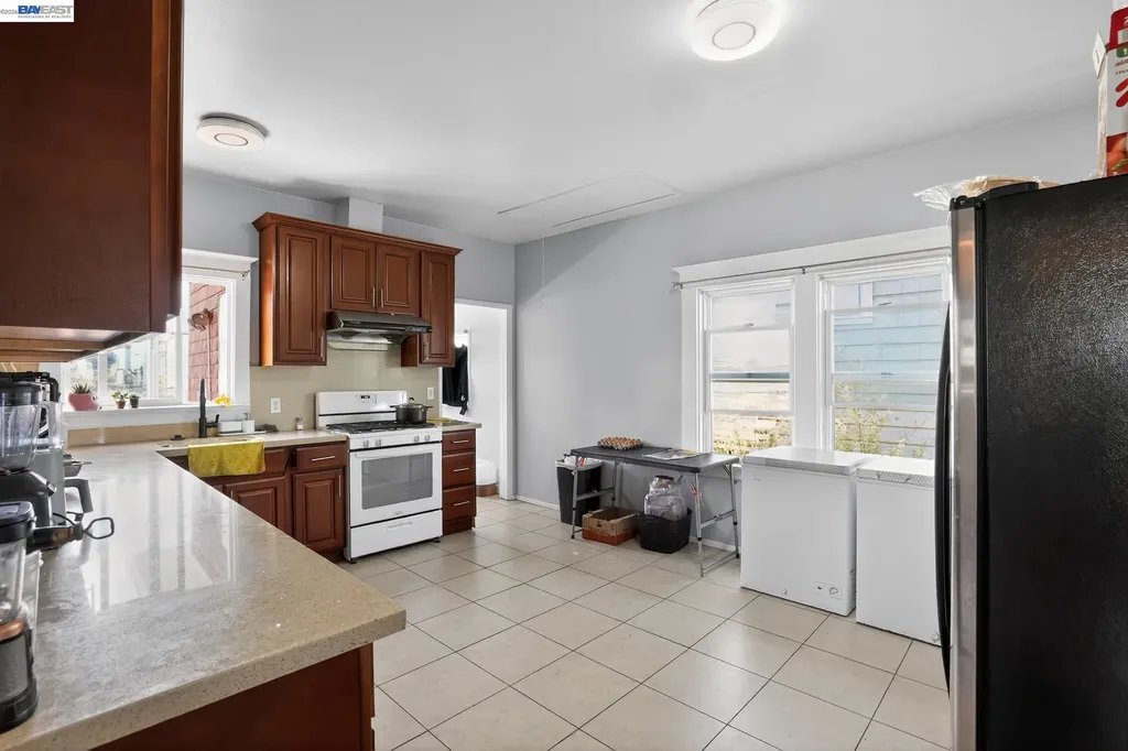 1810 Adeline Street Oakland CA 94607