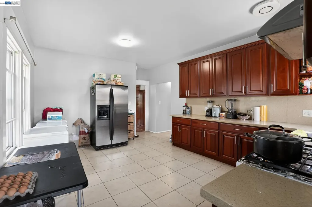 1810 Adeline Street Oakland CA 94607