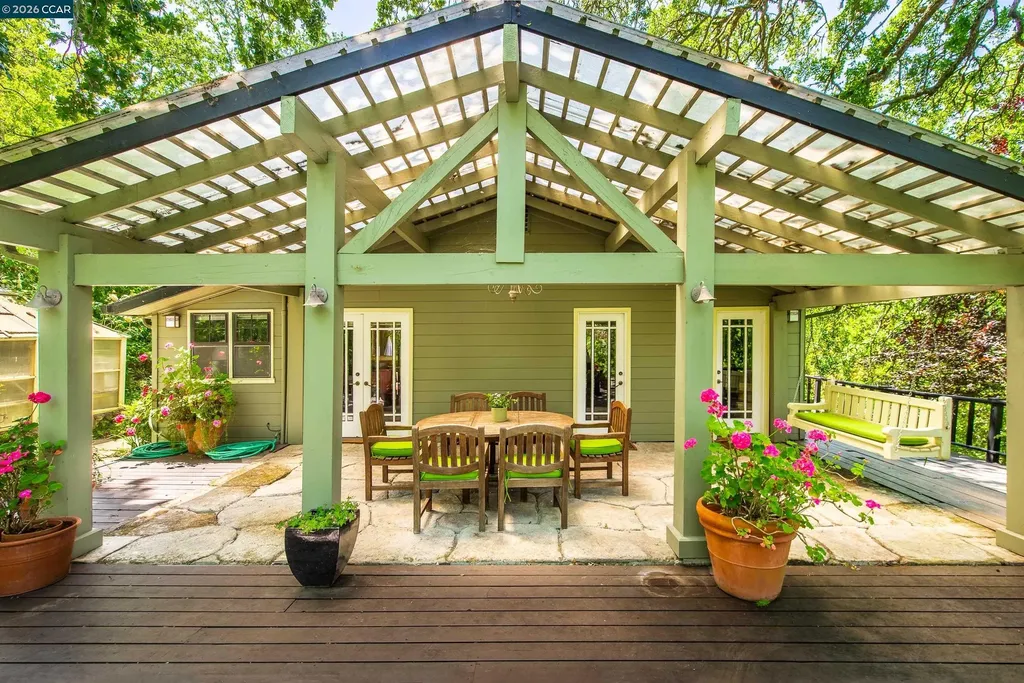 820 Mariposa Lafayette CA 94549