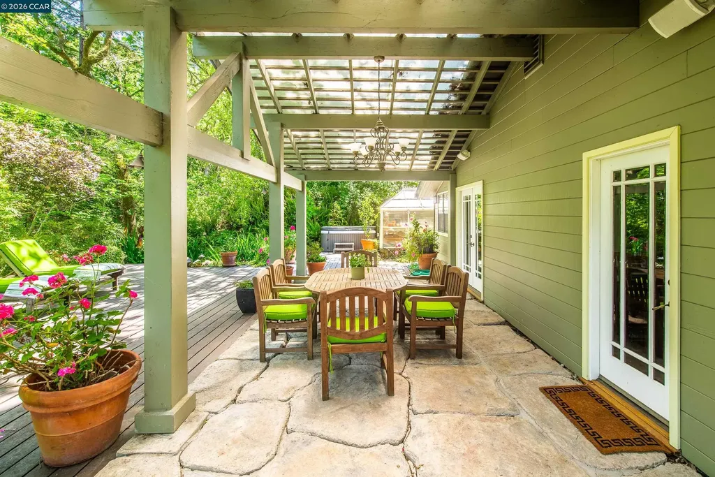 820 Mariposa Lafayette CA 94549