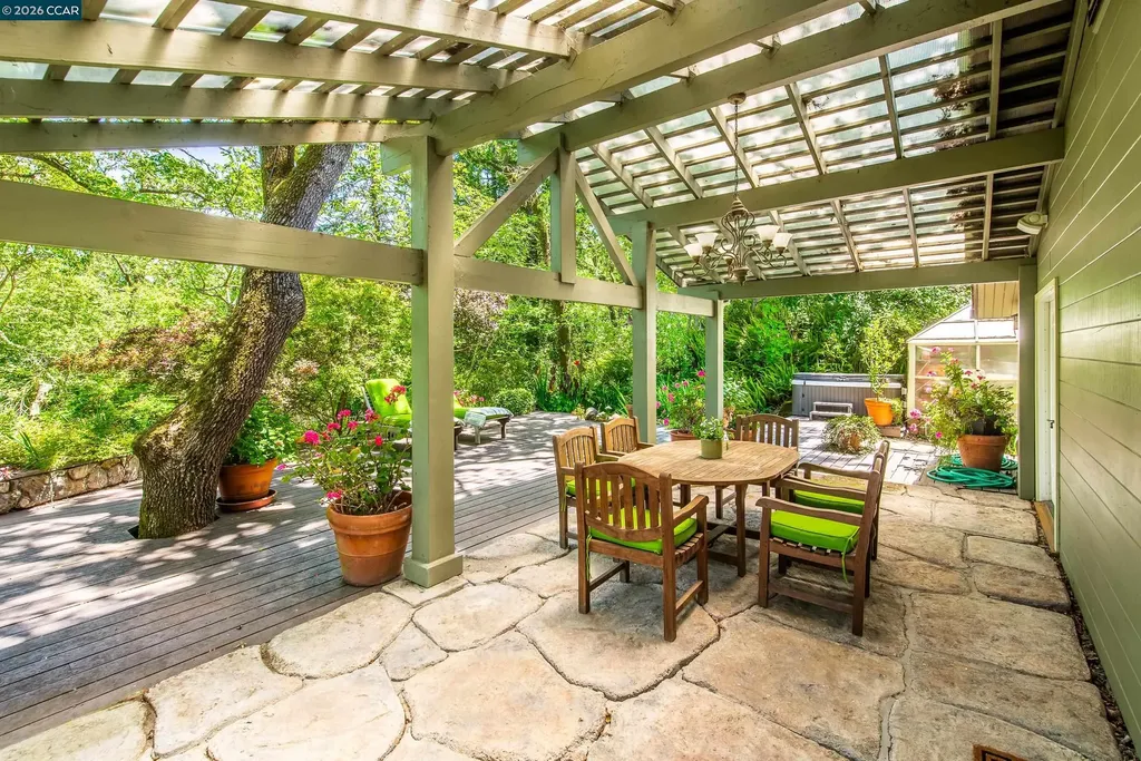 820 Mariposa Lafayette CA 94549