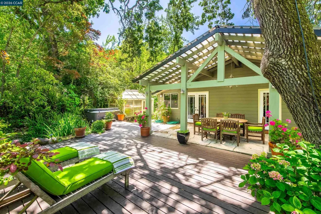 820 Mariposa Lafayette CA 94549