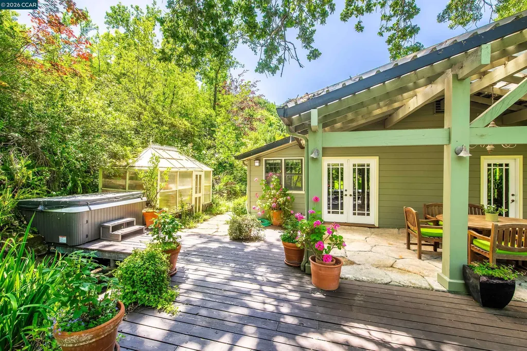 820 Mariposa Lafayette CA 94549