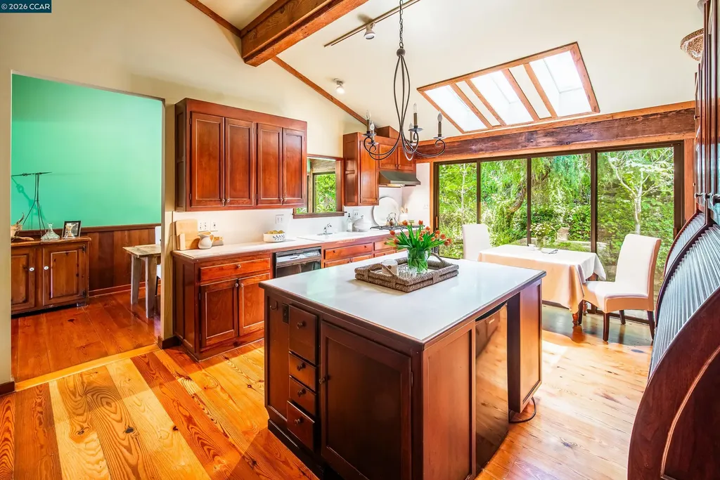 820 Mariposa Lafayette CA 94549