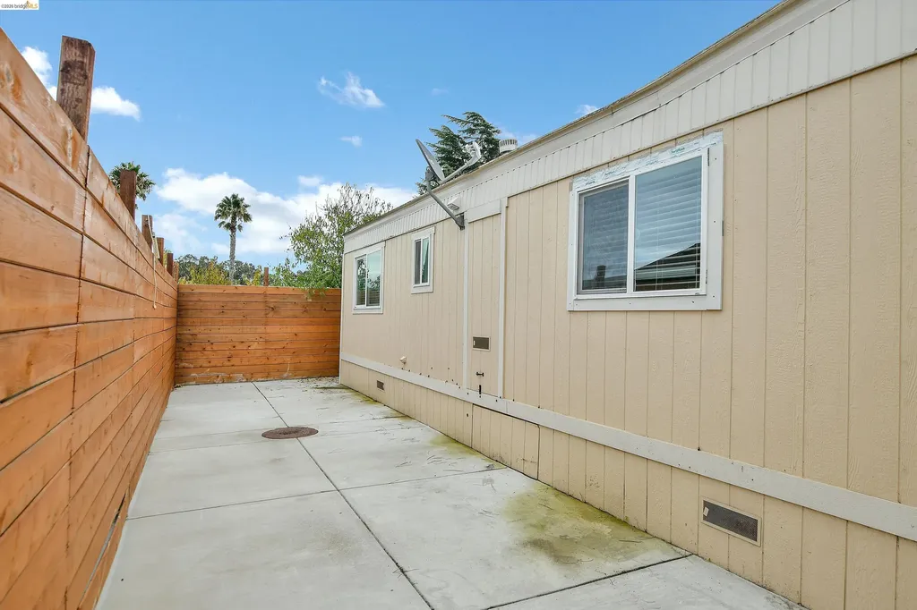 621 Bounty Bay Point CA 94565