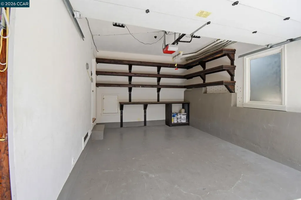 1056 El Centro Avenue Oakland CA 94602