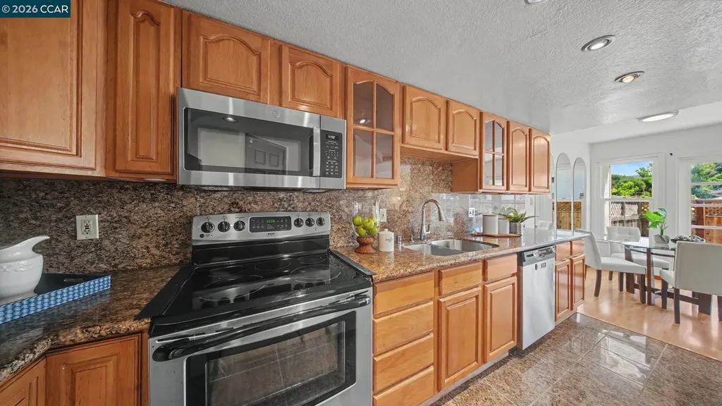 118 Creekside Court El Sobrante CA 94803