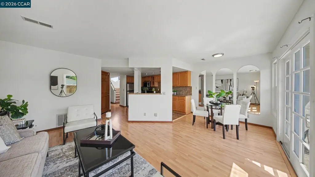 118 Creekside Court El Sobrante CA 94803