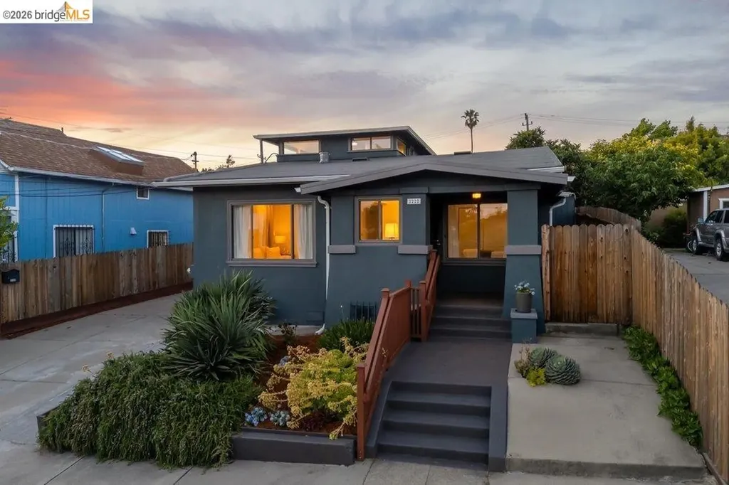 2220-2222 31st Street Oakland CA 94602