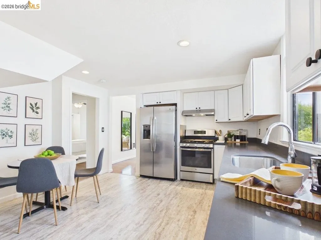 2220-2222 31st Street Oakland CA 94602