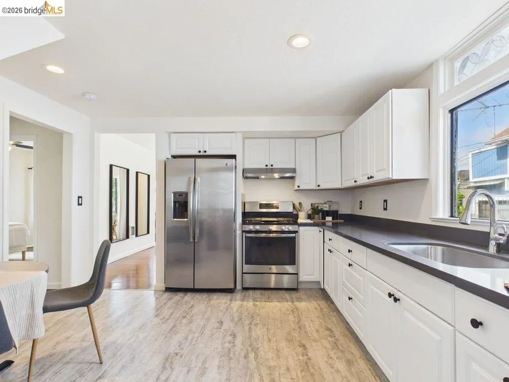 2220-2222 31st Street Oakland CA 94602
