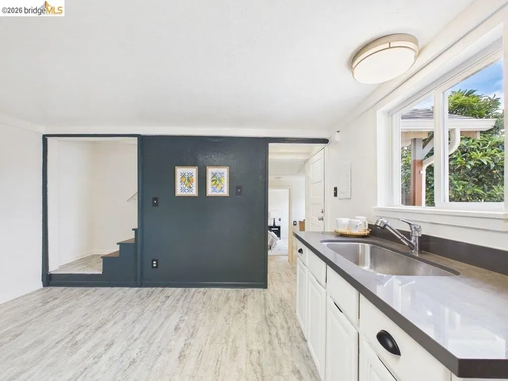 2220-2222 31st Street Oakland CA 94602