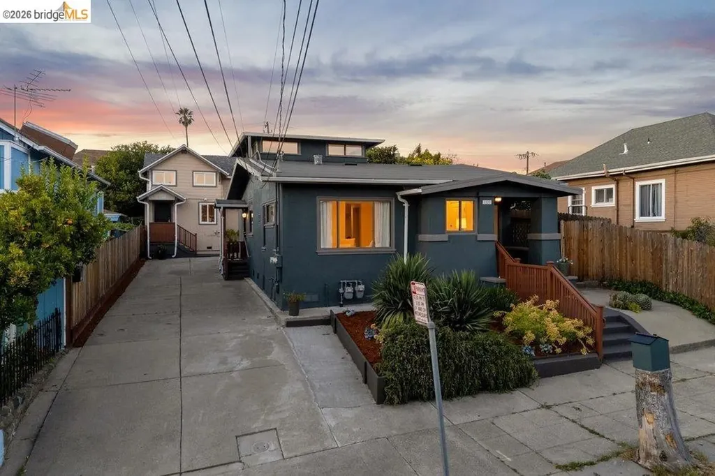2220-2222 31st Street Oakland CA 94602
