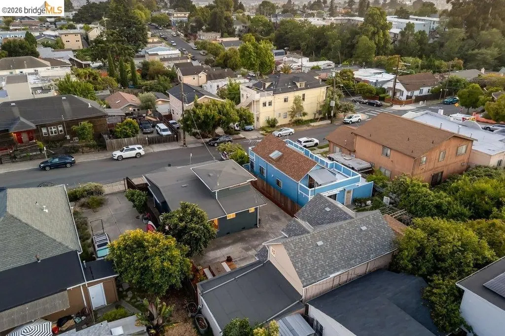 2220-2222 31st Street Oakland CA 94602