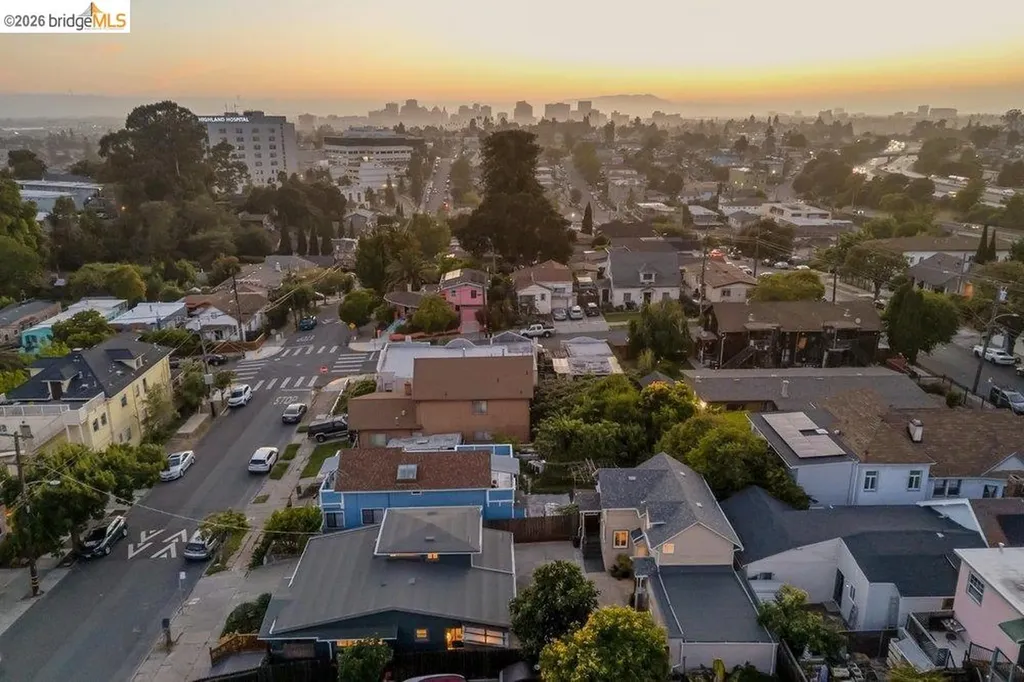 2220-2222 31st Street Oakland CA 94602