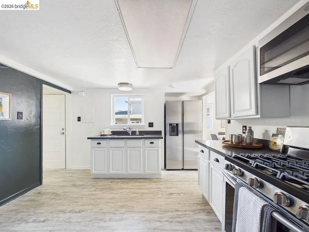 2220-2222 31st Street Oakland CA 94602