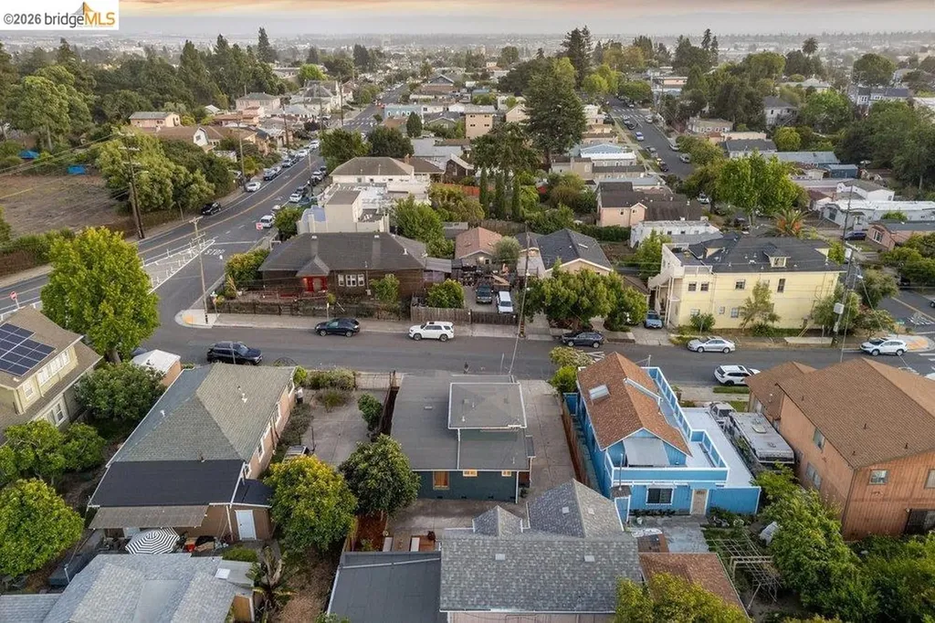 2220-2222 31st Street Oakland CA 94602