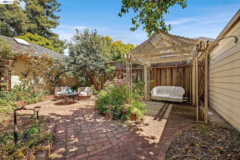 885 Rodney Drive San Leandro CA 94577