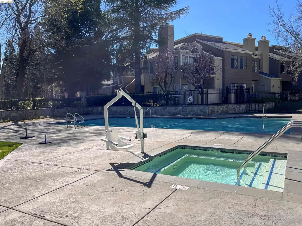 450 Pine Ridge Drive San Ramon CA 94582