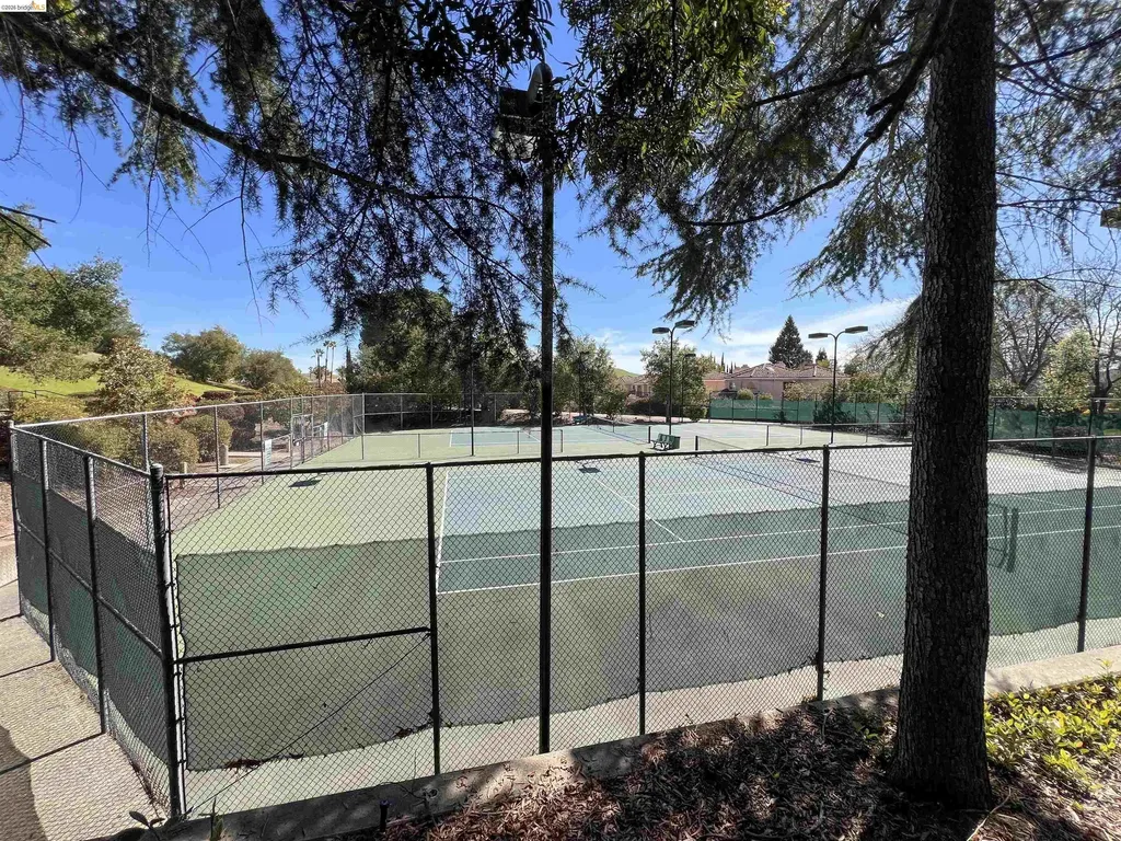 450 Pine Ridge Drive San Ramon CA 94582
