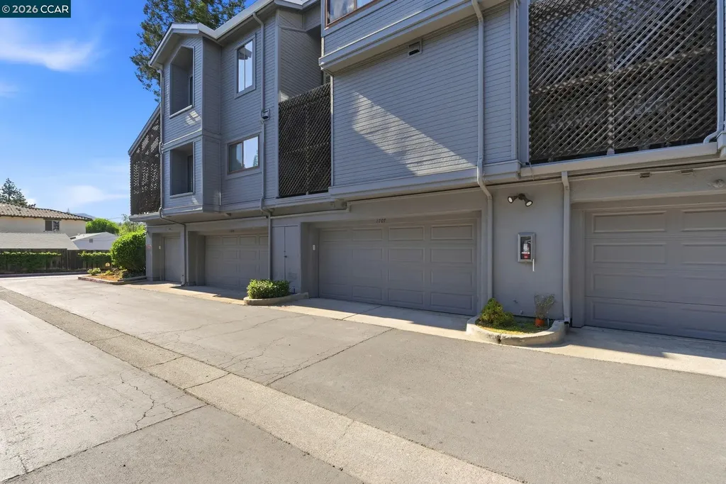 1707 Geary Road Walnut Creek CA 94597