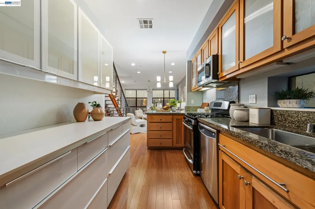 1217 67th Street Oakland CA 94608